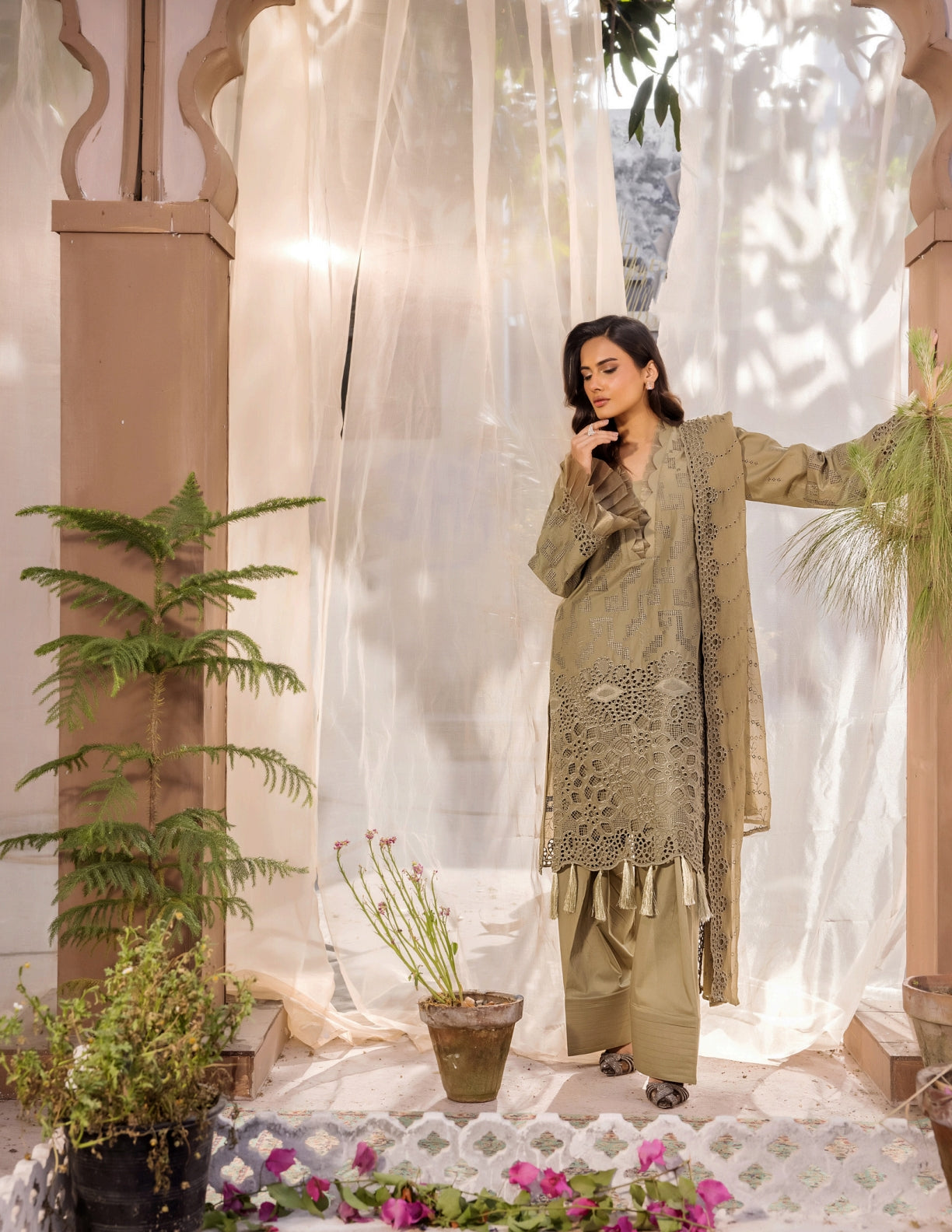 Embroidered Fine Boring Lawn