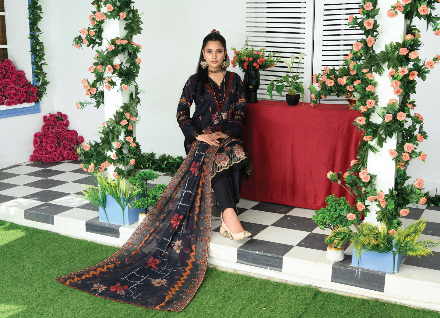 Digital Lawn
Daman Embroidered